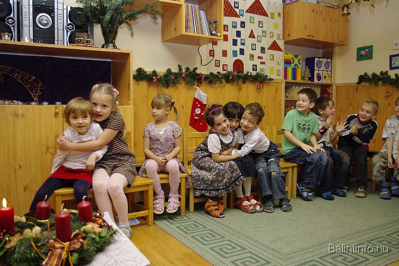 mikulas_csupasziv_2008_006.jpg