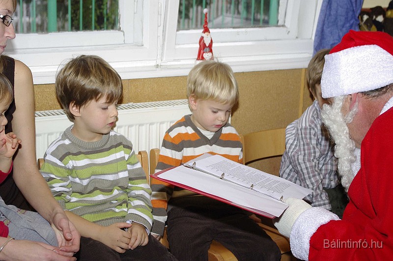 mikulas_csupasziv_2008_146.jpg