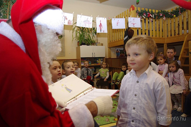 mikulas_csupasziv_2008_195.jpg
