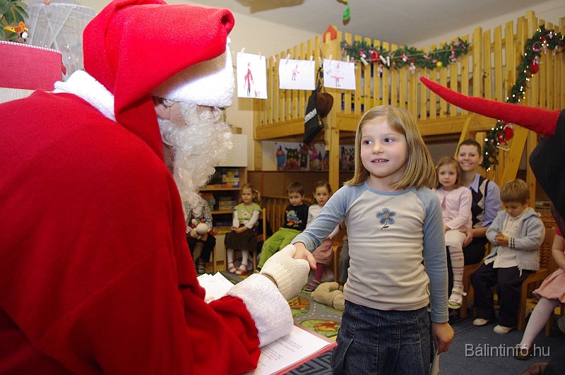 mikulas_csupasziv_2008_264.jpg