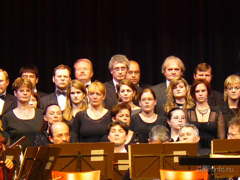 mozart_requiem_010.jpg