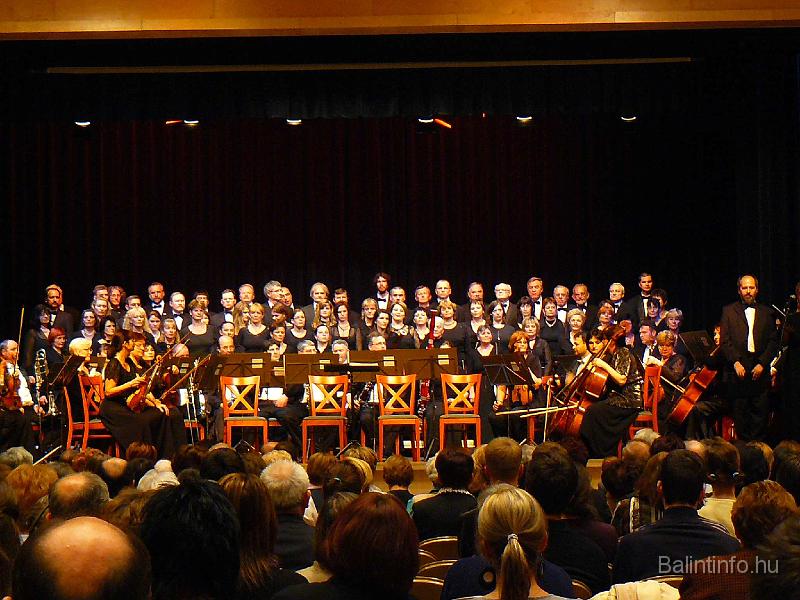 mozart_requiem_012.jpg