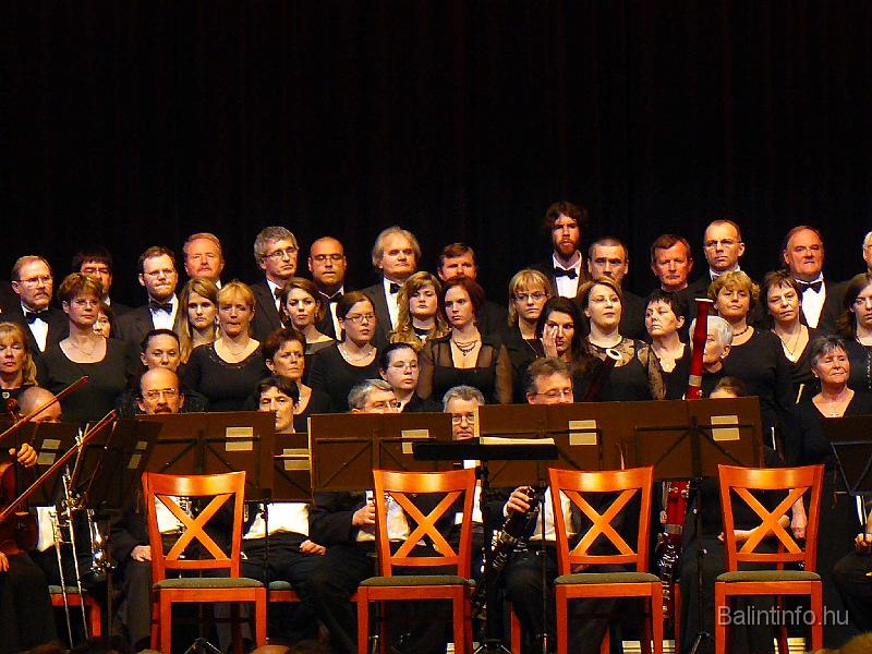 mozart_requiem_014.jpg