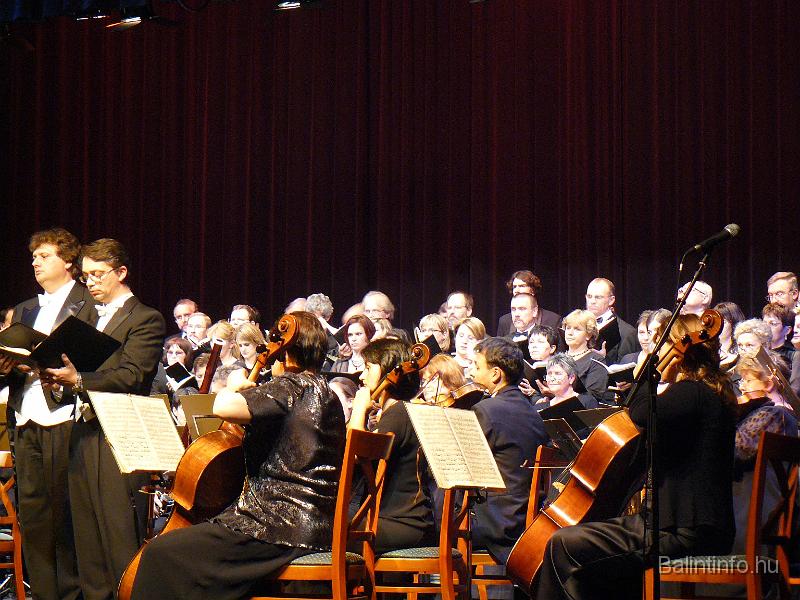 mozart_requiem_023.jpg