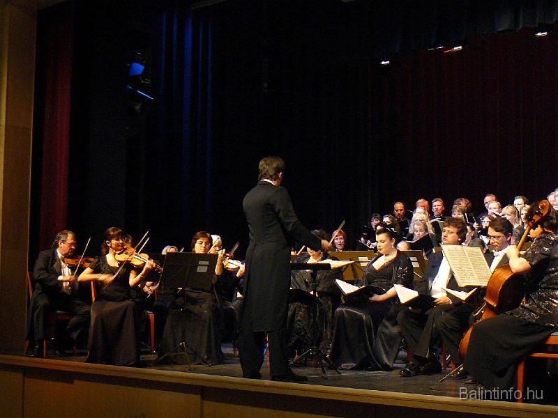 mozart_requiem_024.jpg