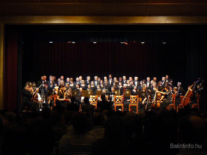 mozart_requiem_028.jpg
