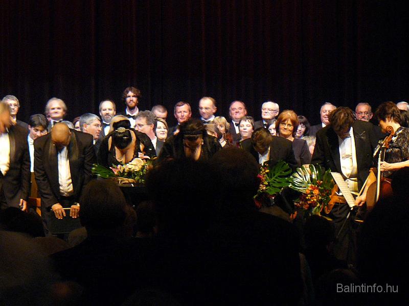 mozart_requiem_032.jpg