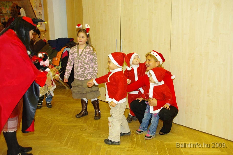 torokbalint_nyugdijasmikulas_2009_001.jpg