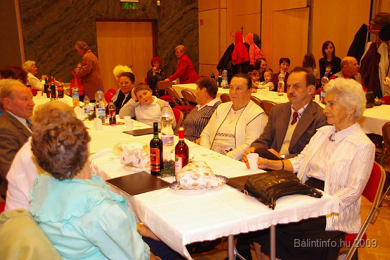 torokbalint_nyugdijasmikulas_2009_013.jpg