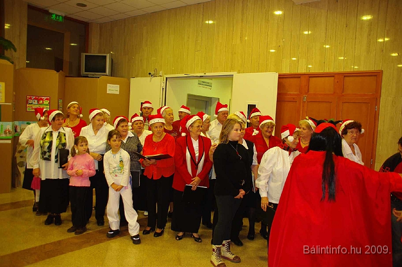 torokbalint_nyugdijasmikulas_2009_016.jpg