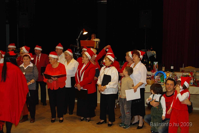 torokbalint_nyugdijasmikulas_2009_017.jpg