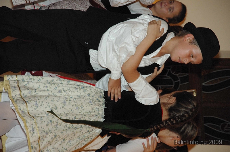 susseni_diakok_bucsuztatasa_2009_071.jpg