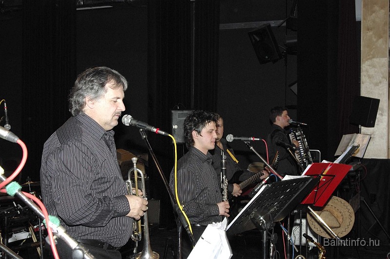 svab_bal_2009_005.jpg