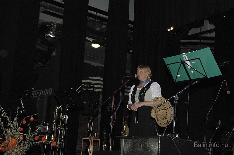 svab_bal_2009_015.jpg