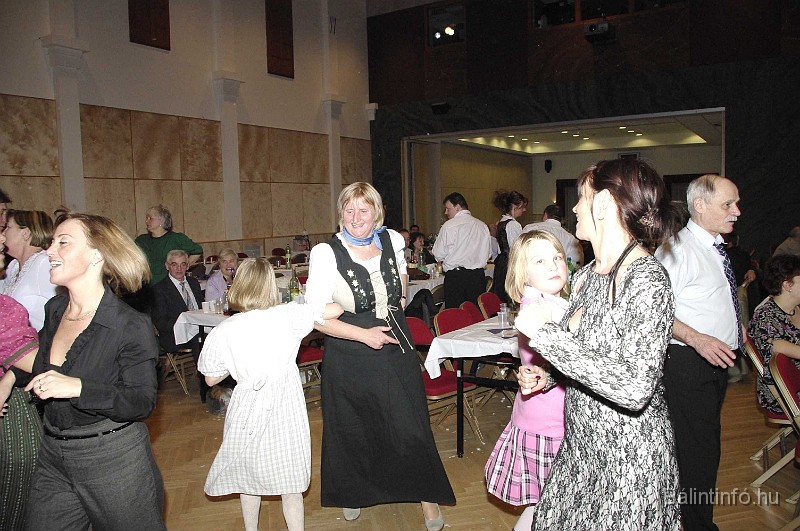 svab_bal_2009_208.jpg