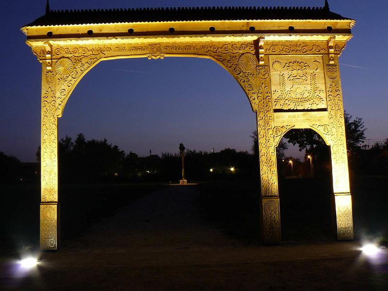 szekelykapu_vilagitas_2008_126.jpg
