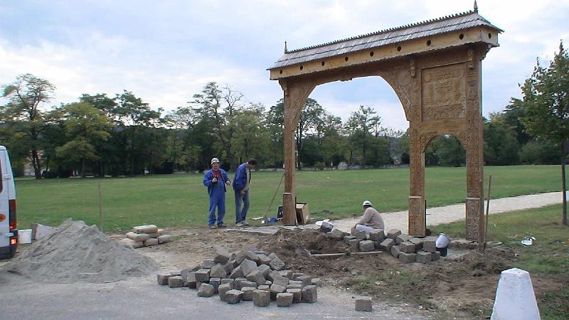 szekelykapu_vilagitas_2008_7.jpg