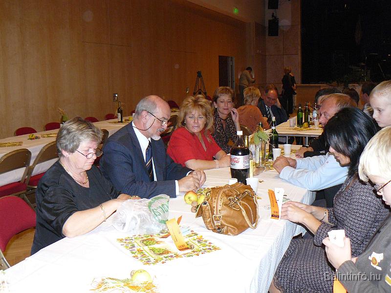szuretibal_2008_036.jpg