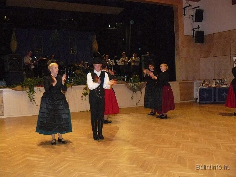 szuretibal_2008_057.jpg