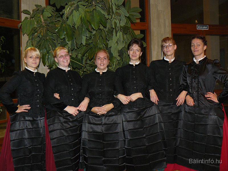 szuretibal_2008_083.jpg