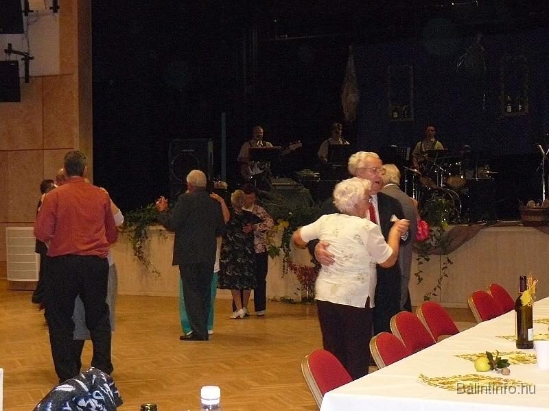 szuretibal_2008_112.jpg