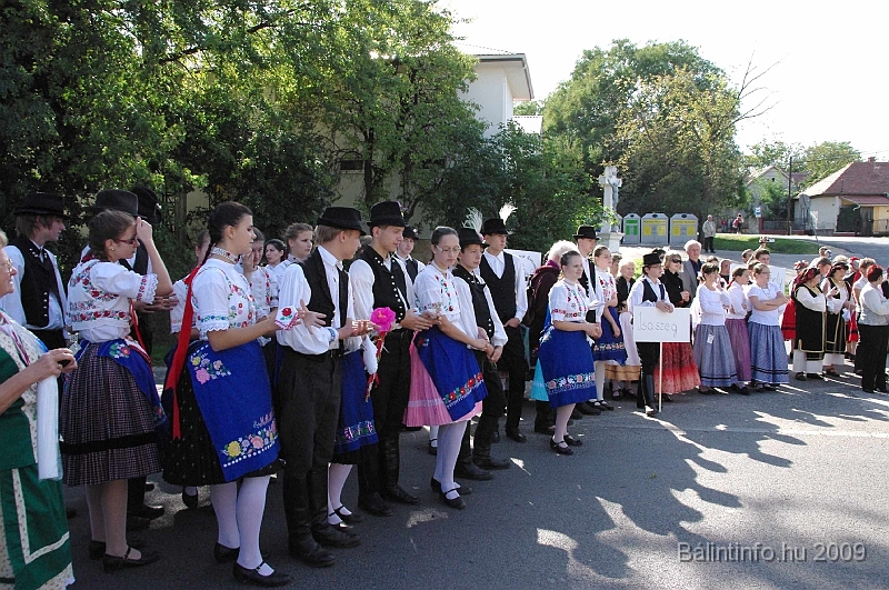 szuretibal_2009_003.jpg