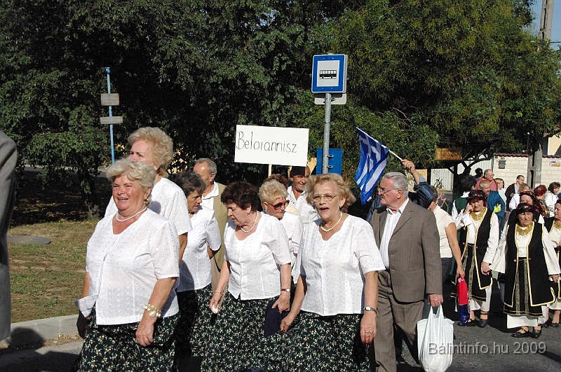 szuretibal_2009_038.jpg
