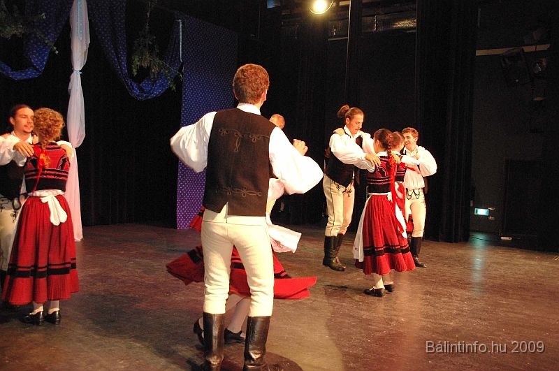 szuretibal_2009_124.jpg