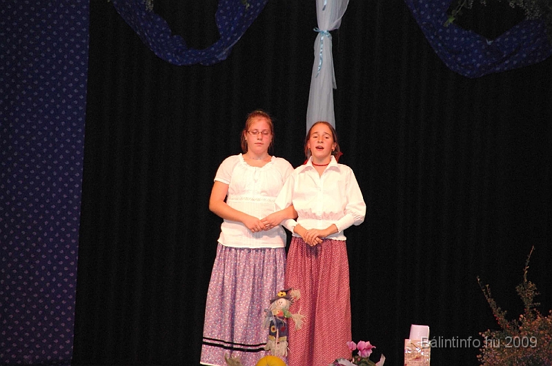 szuretibal_2009_125.jpg