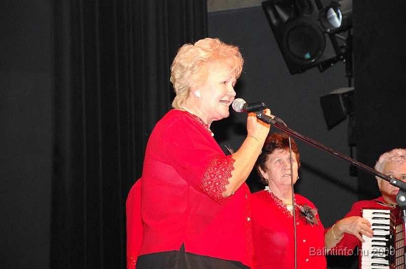szuretibal_2009_143.jpg