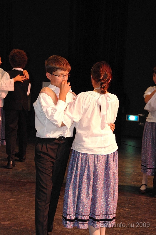 szuretibal_2009_163.jpg