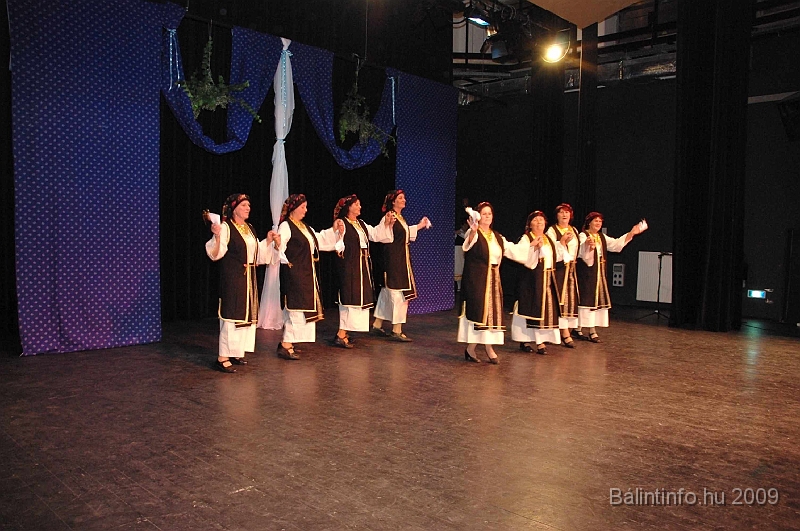 szuretibal_2009_176.jpg
