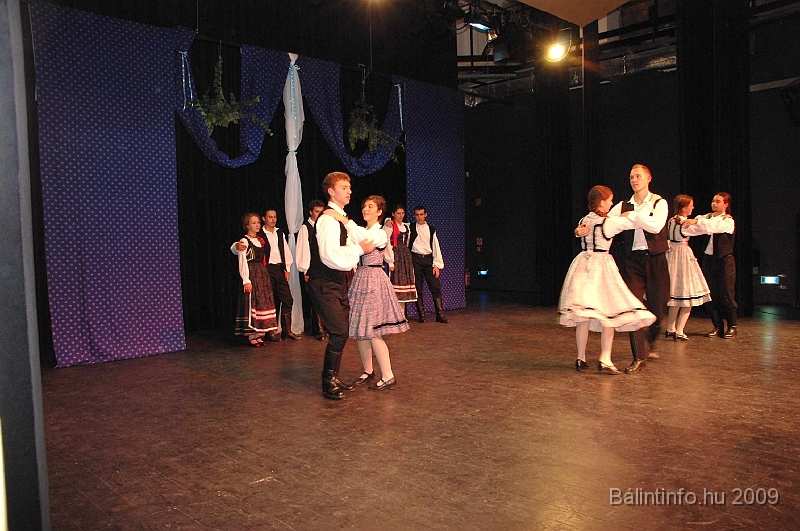 szuretibal_2009_180.jpg