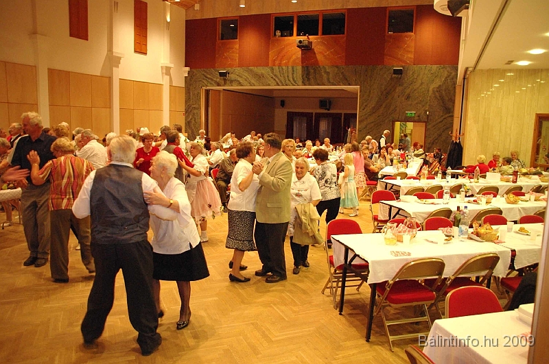 szuretibal_2009_216.jpg