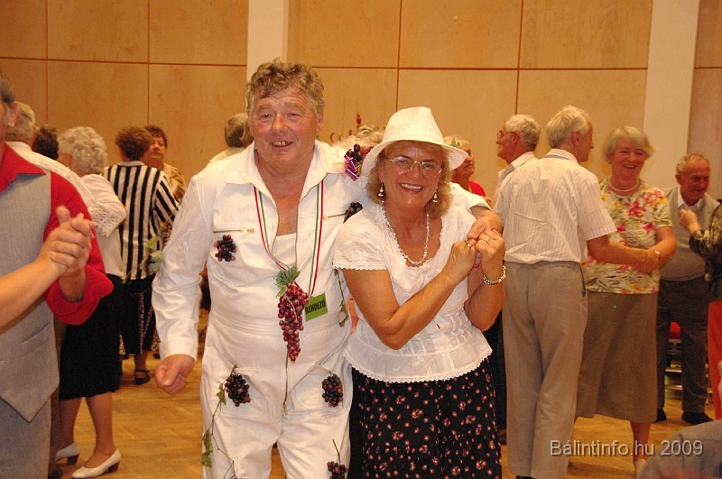 szuretibal_2009_219.jpg