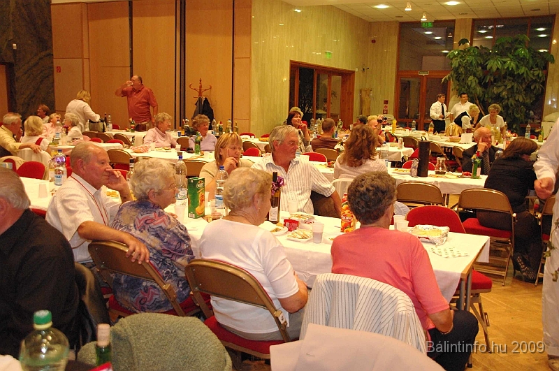 szuretibal_2009_222.jpg