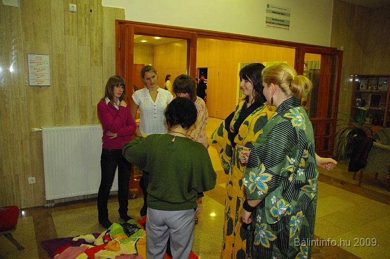 japan-magyar_est_2009.11.22.001.jpg