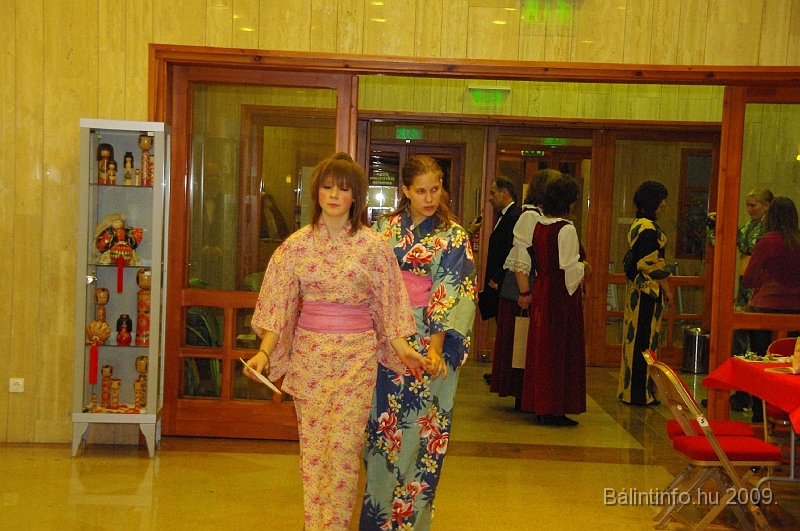 japan-magyar_est_2009.11.22.008.jpg