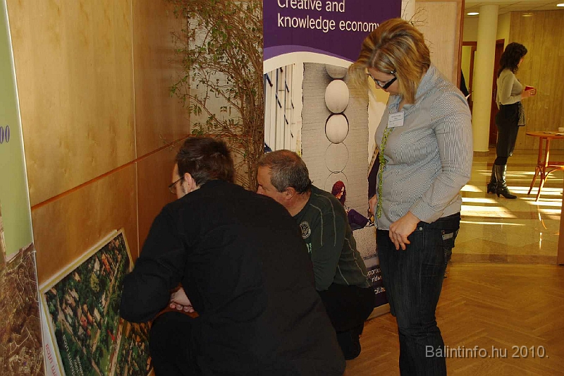 varosfejlesztocsapatjatek_2010_002.jpg