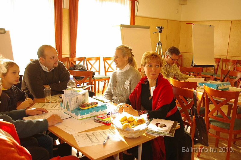 varosfejlesztocsapatjatek_2010_003.jpg