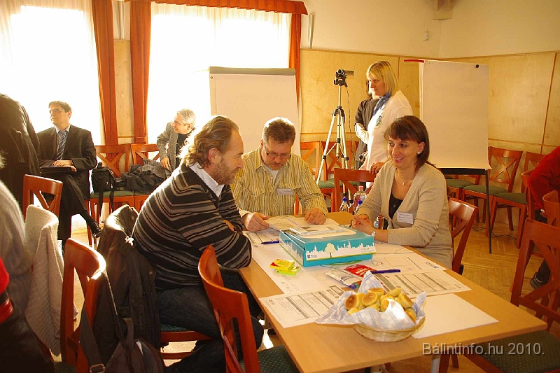 varosfejlesztocsapatjatek_2010_007.jpg