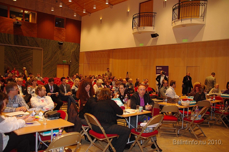 varosfejlesztocsapatjatek_2010_089.jpg