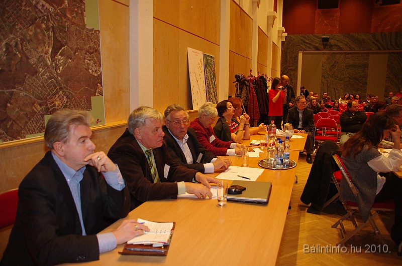 varosfejlesztocsapatjatek_2010_090.jpg