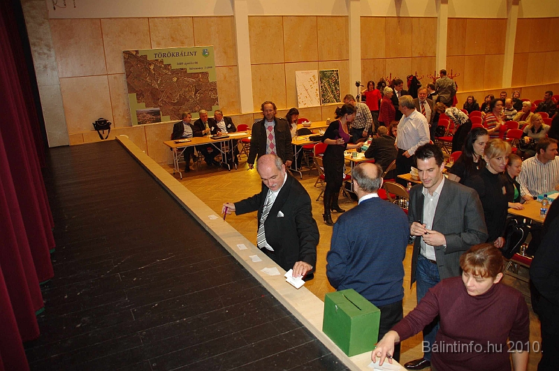 varosfejlesztocsapatjatek_2010_098.jpg