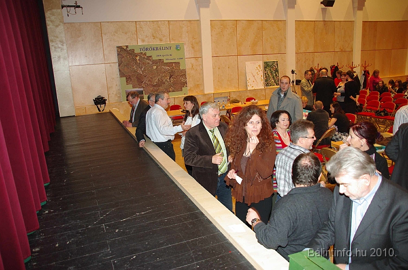 varosfejlesztocsapatjatek_2010_103.jpg