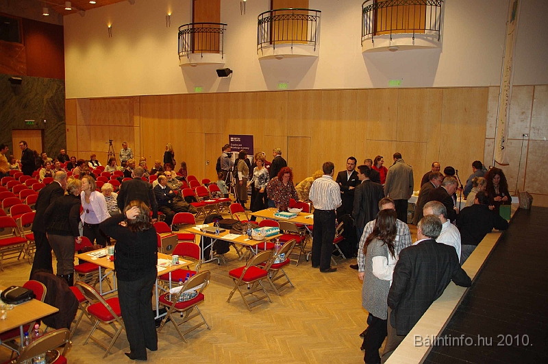 varosfejlesztocsapatjatek_2010_104.jpg