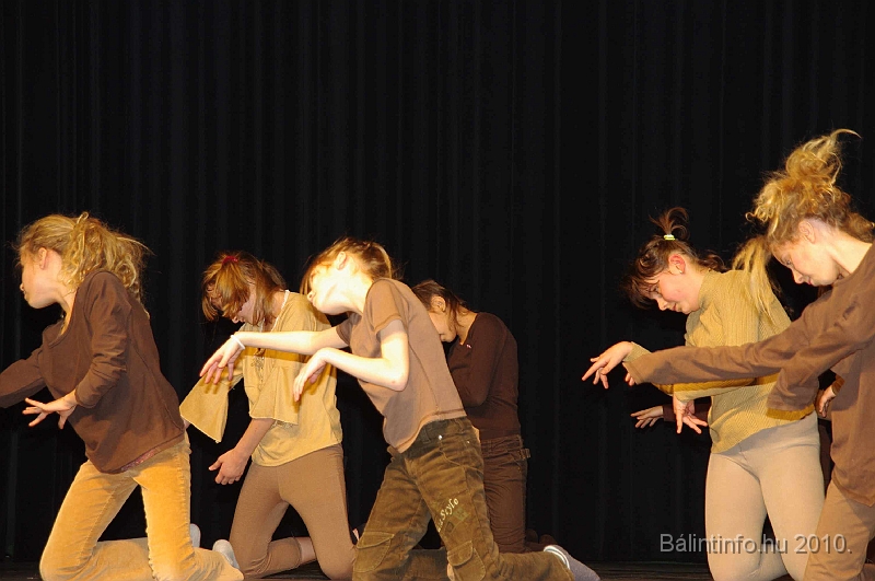 varosfejlesztocsapatjatek_2010_130.jpg