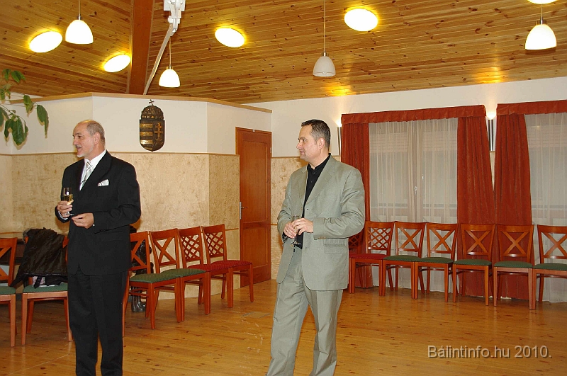 varosfejlesztocsapatjatek_2010_202.jpg